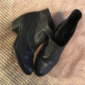 Arturo Chiang black leather Masin Western booties